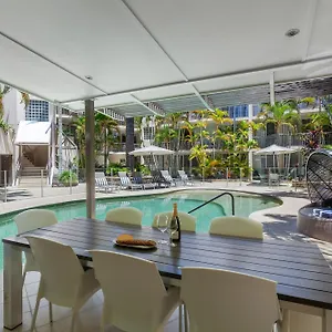 **** Aparthotel Noosa Tropicana Australien