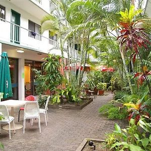 https://koala-beach-resort.cairnshotels4all.com